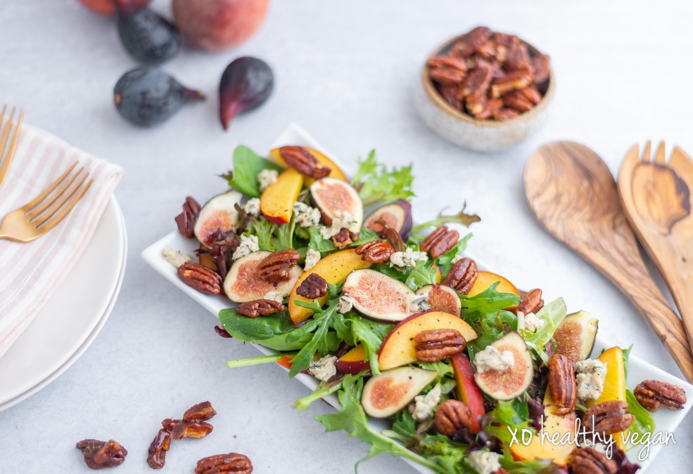 Healthy-Vegan-Fig-Peach-Salad-2