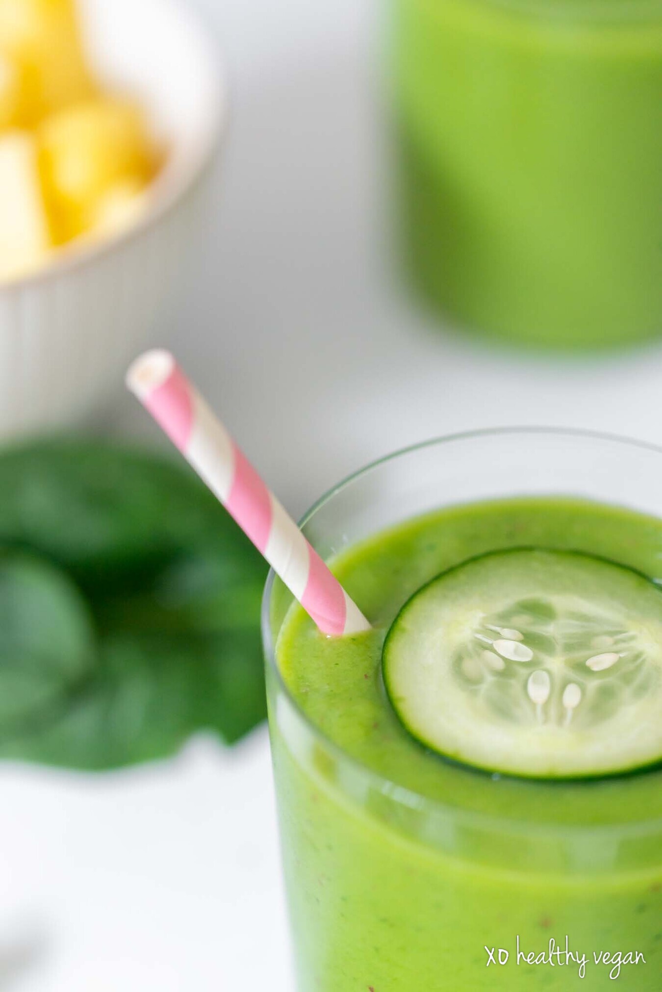 Healthy-Vegan-Feel-Good-Green Smoothie-5