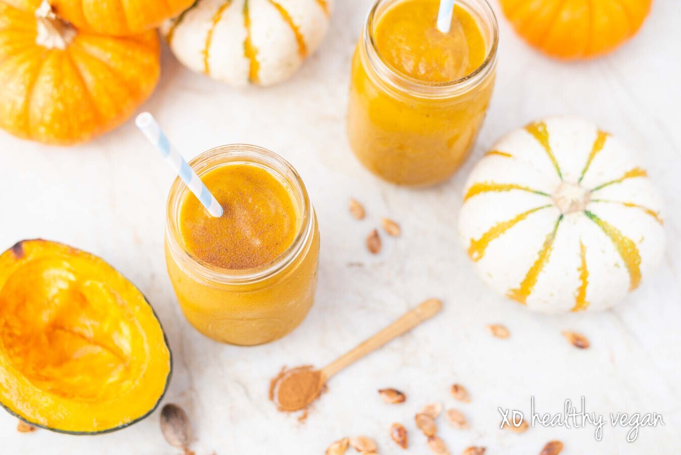 Healthy-Vegan-Pumpkin-Pie-Smoothie-4