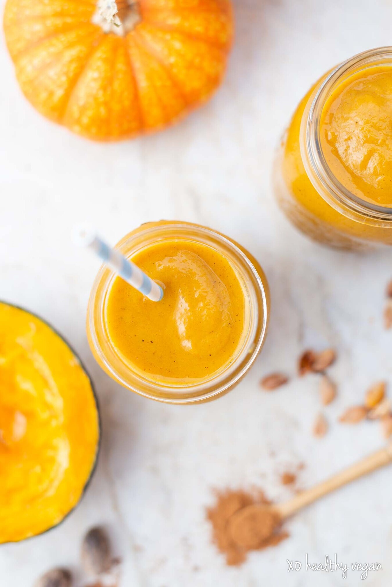 Healthy-Vegan-Pumpkin-Pie-Smoothie-3