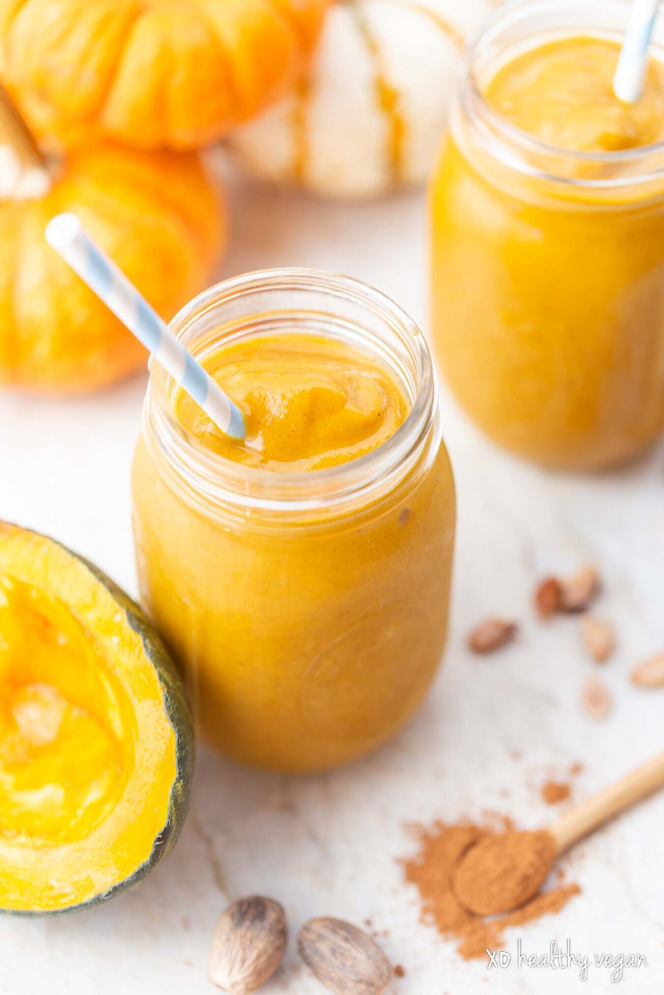 Healthy-Vegan-Pumpkin-Pie-Smoothie-6