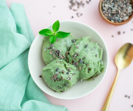 HealthyVegan-ChocolateMintIceCream-1