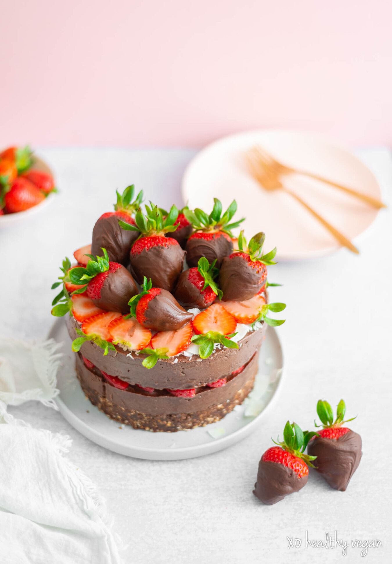 Healthy-Vegan-BirthdayCake-2