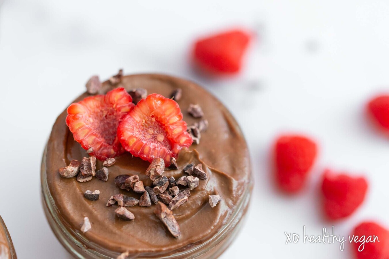 Healthy-Vegan-Chocolate-Avocado-Mousse-8