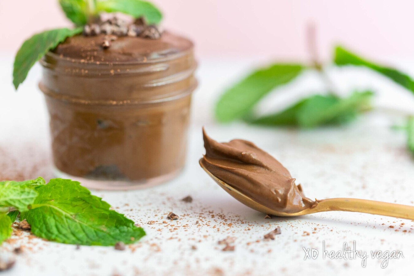 Healthy-Vegan-Chocolate-Avocado-Mousse-13