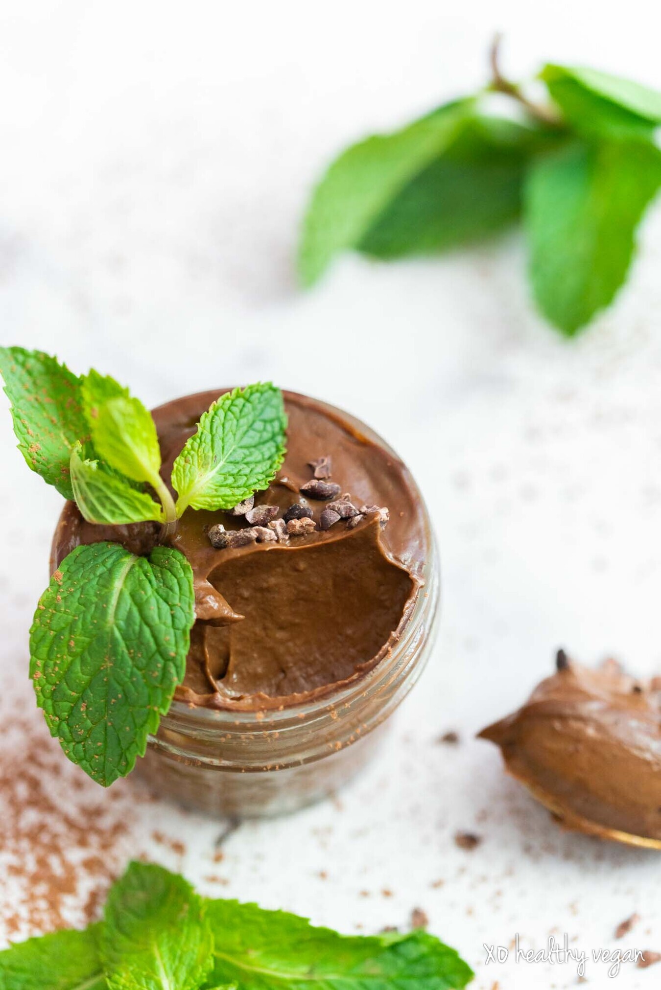 Healthy-Vegan-Chocolate-Avocado-Mousse-14