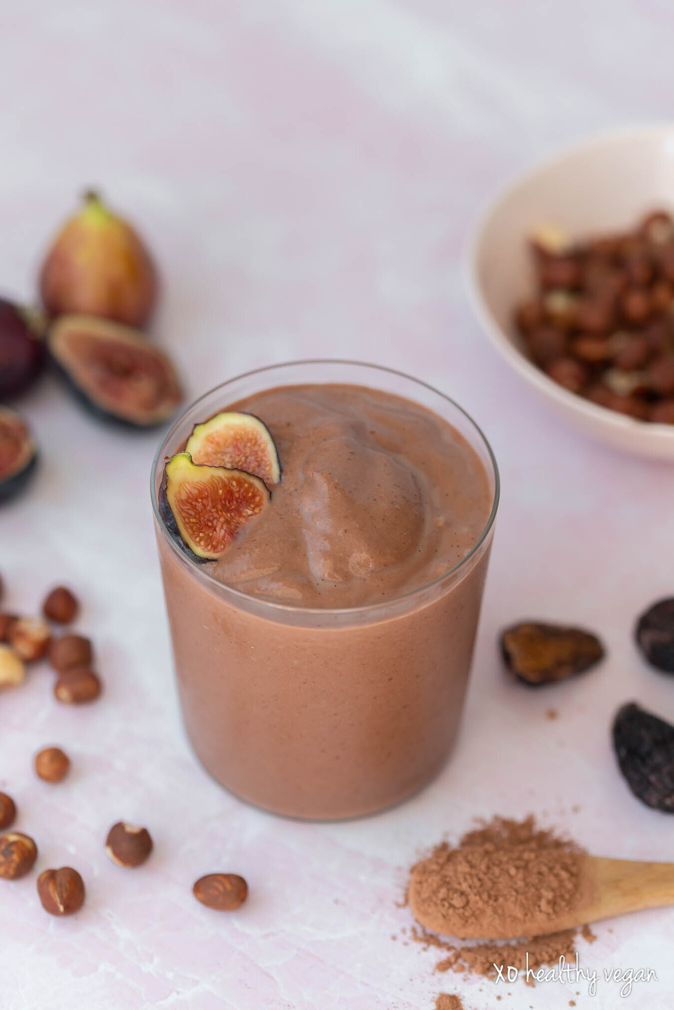 HealthyVegan-Fig-Cacao-Smoothie-5