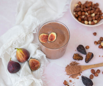 HealthyVegan-Fig-Cacao-Smoothie-1