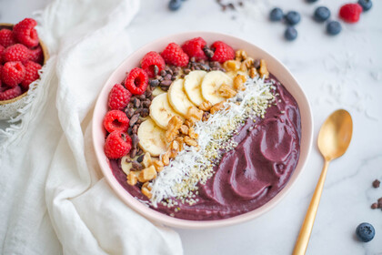 Healthy-Vegan-Rockstar-Acai-Bowl-3