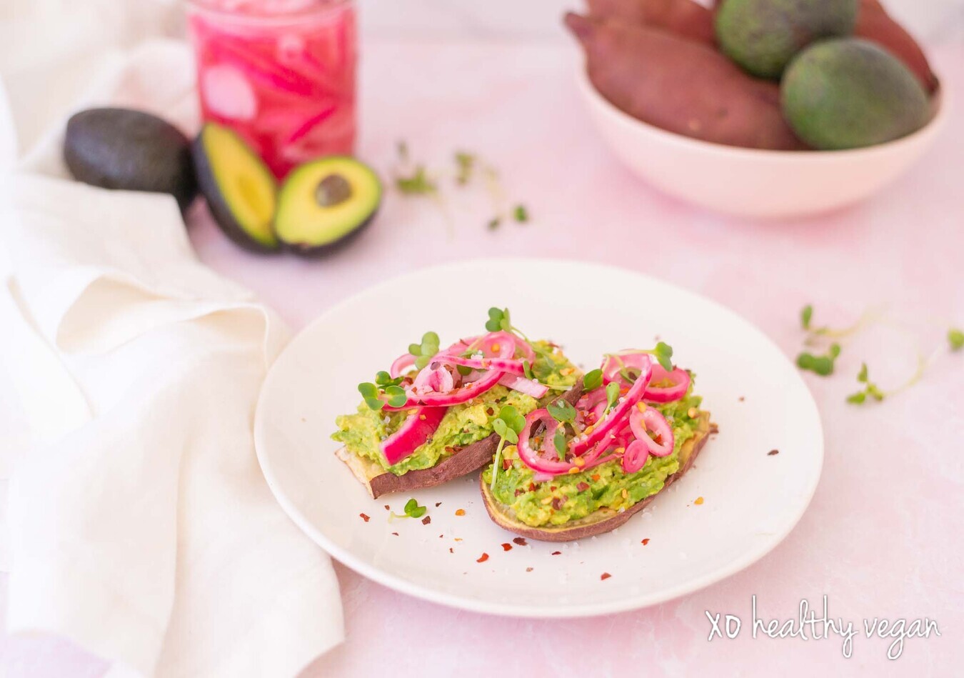 HealthyVegan-Sweet-Potato-Avocado-Toast-1