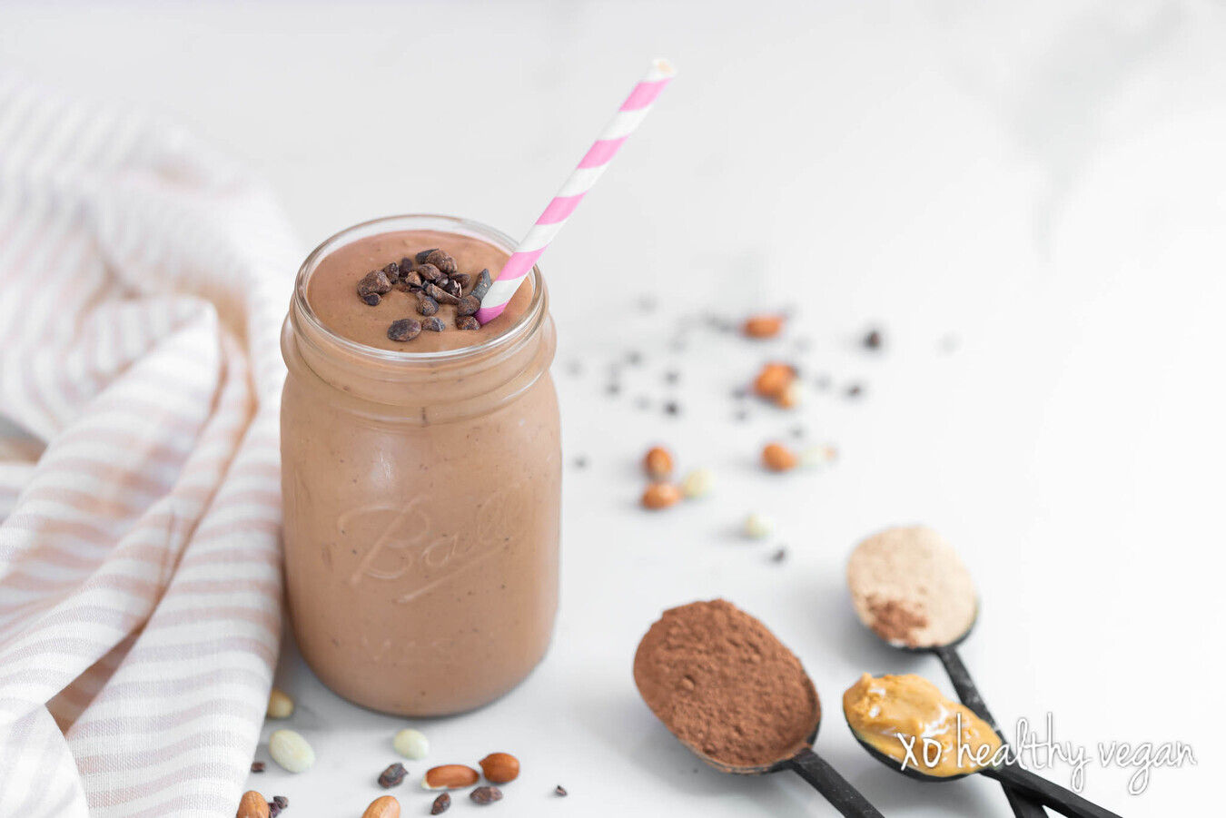 HealthyVegan-PeanutButterCupSmoothie-1