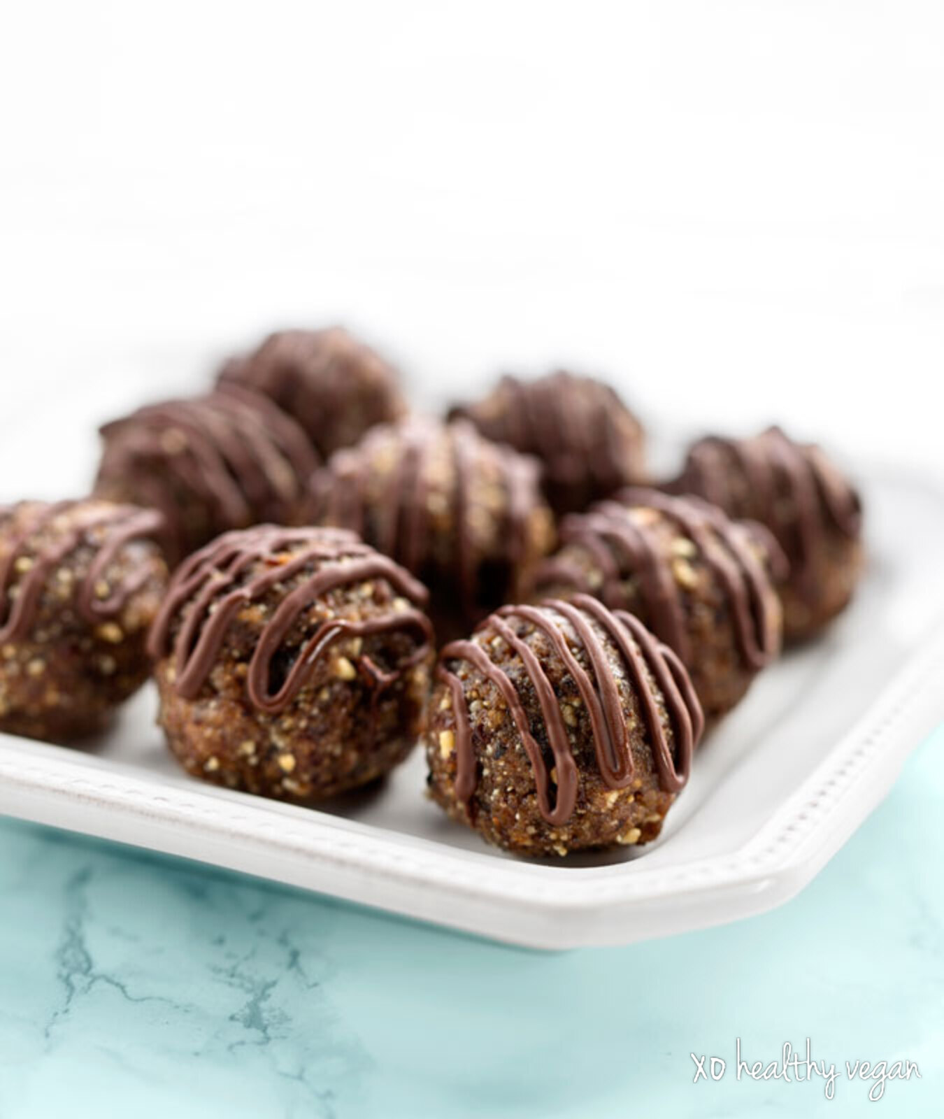 HealthyVegan.PeanutButterCupTruffles.VER