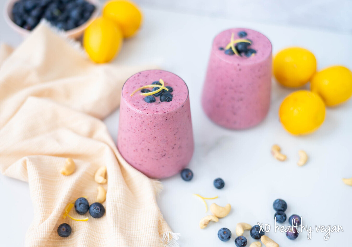 HealthyVegan-Blueberry-Cheesecake-Smoohie-2