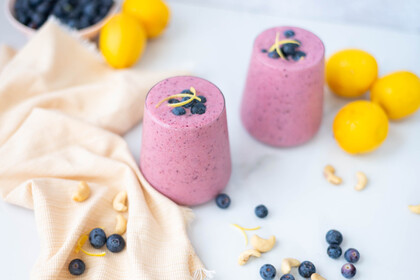 HealthyVegan-Blueberry-Cheesecake-Smoohie-2