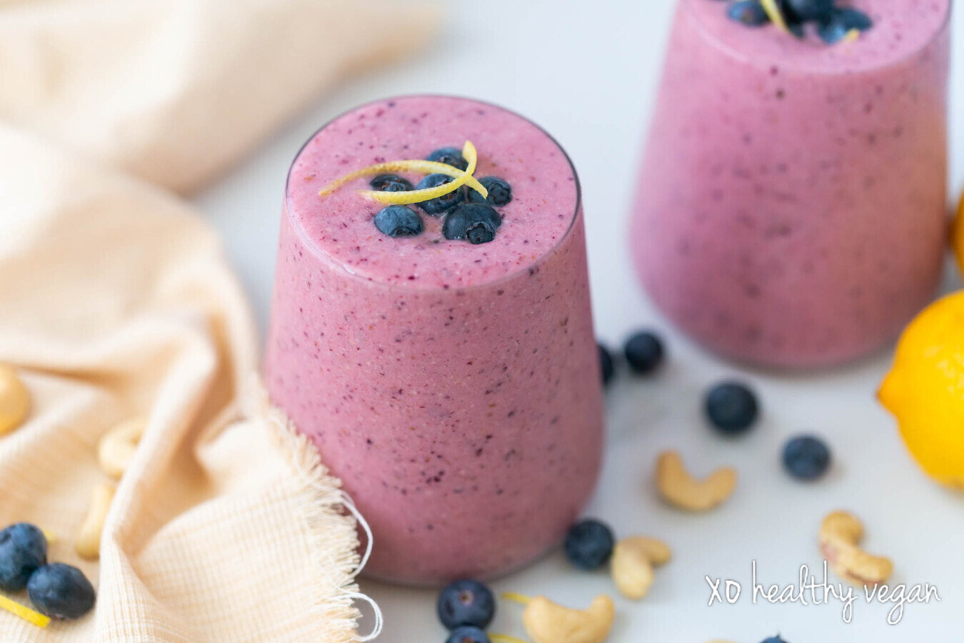 HealthyVegan-Blueberry-Cheesecake-Smoohie-8