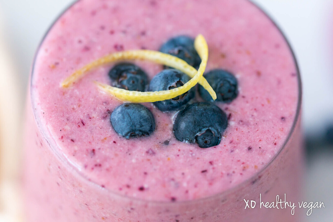 HealthyVegan-Blueberry-Cheesecake-Smoohie-9