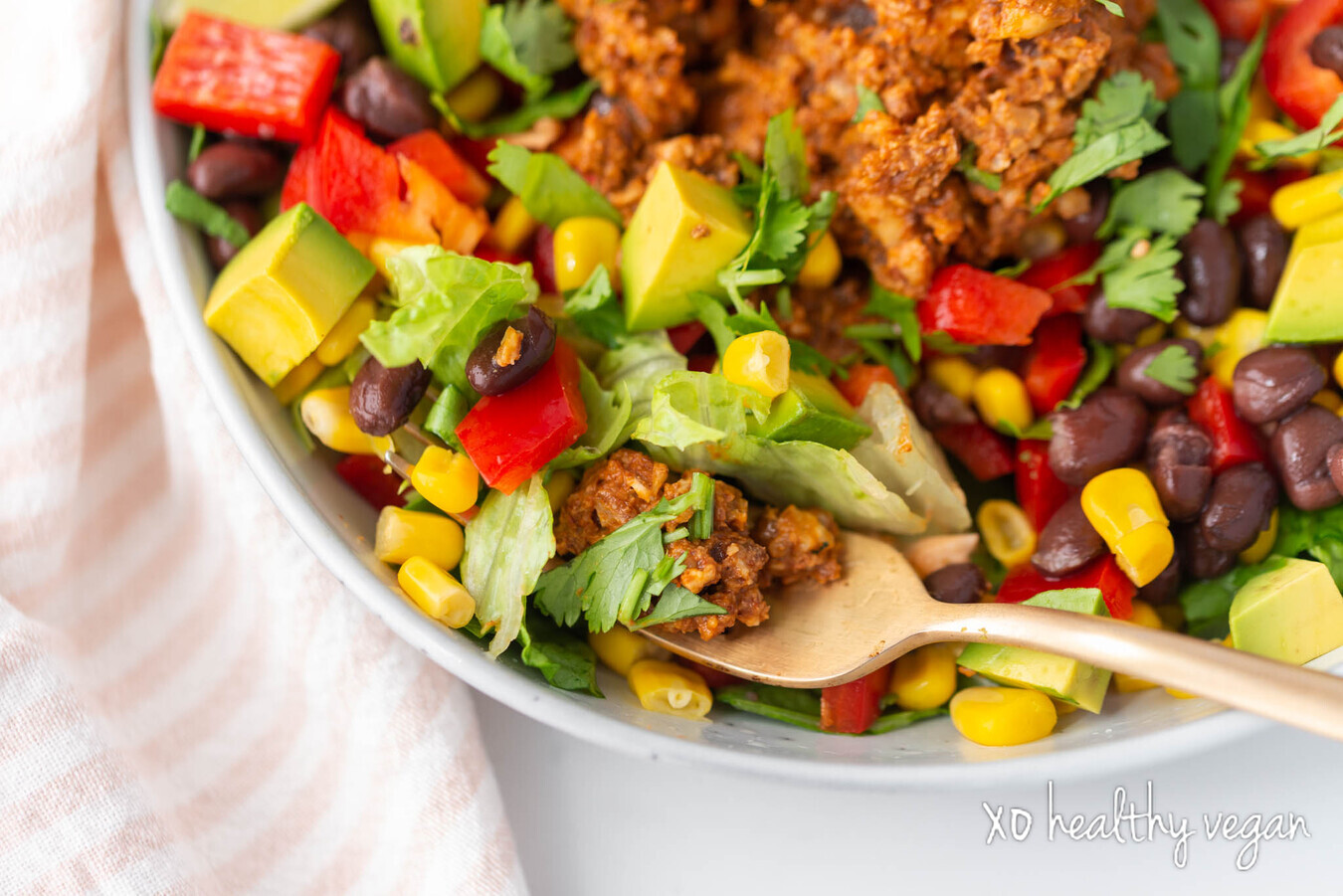 HealthyVegan-TacoSalad-11