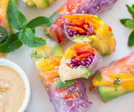 Healthy-Vegan-Spring-Rolls-1
